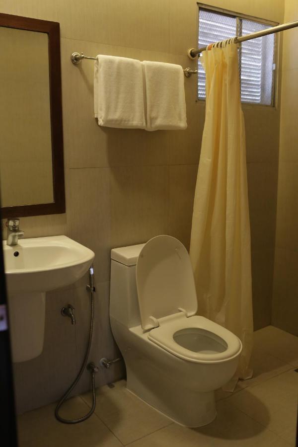 Amalfi718 Hotel Lipa City Exterior foto